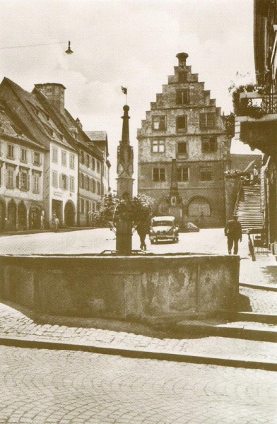 Datei:Rathausbrunnen 01 1935.jpg
